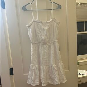 Women’s White Dress